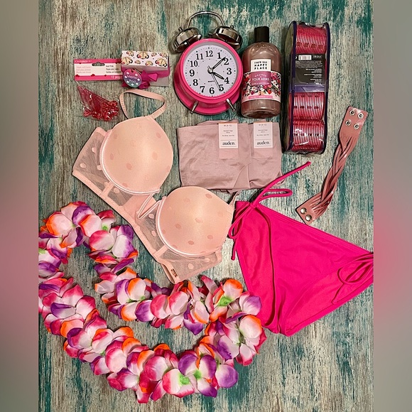 🩷 11 items-PINK! LOT* Everything PiNk must go! 🩷🩷 - Picture 2 of 13